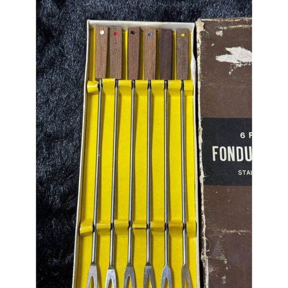 6 Piece Stainless Steel Fondue Forks With Wooden Handles In Original Box - Picture 1 of 7